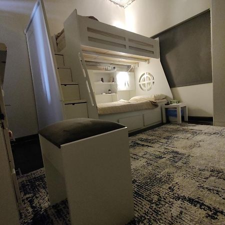 Fatih Hostel Медина Екстериор снимка